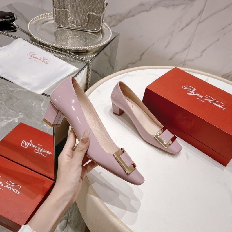 Roger Vivier flat shoes